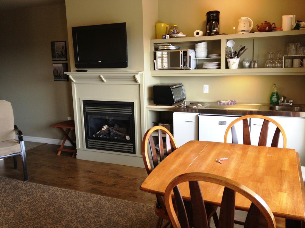 Baddeck Inlet Mcintyre'S Cottages חדר תמונה